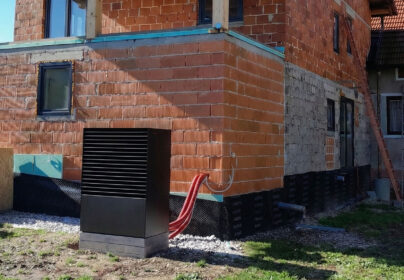 MODERNISIERTES HEIZSYSTEM FÜR EIN ERWEITERTES EINFAMILIENHAUS